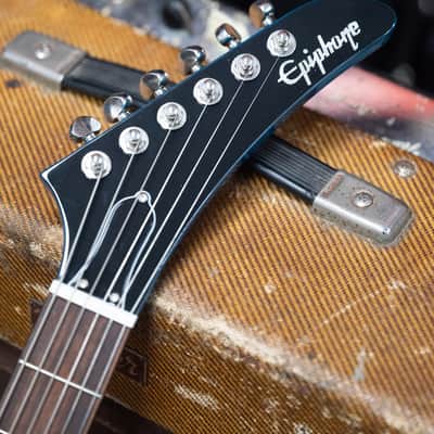 2024 Epiphone Glam Series Explorer - in Brunswick Blue Sparkle image 5