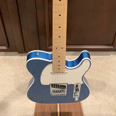 Fender Telecaster Lake Placid Blue with double binding image 18