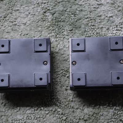 Used Soundking SKAL308 sustain pedal with cables - lot of 2 image 4