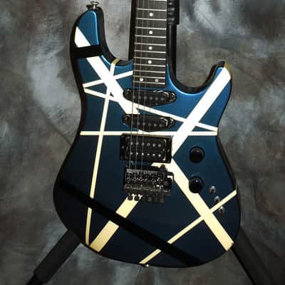 Hamer Chapparal 1980s EVH white and black stripe image 1