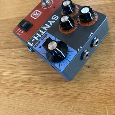 Keeley Synth 1 Reverse Attack Fuzz Wave Generator 2019 - Present Grey / Red / Blue image 4
