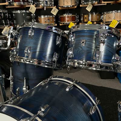 Ludwig Classic Oak Studio 4-Piece 10/12/16/22 Drum Kit Set in Blue Burst Satin Stain image 5