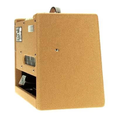Fender Mint Fender Blues Junior IV Tweed – Sweetwater Exclusive – Eminence Red White & Blues + Deluxe Cover 2025 - Tweed image 3