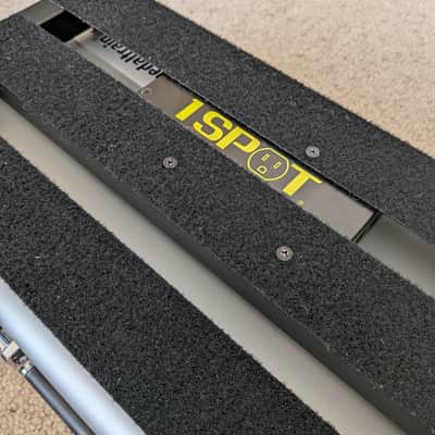 Pedaltrain Metro 16 with True tone CS6 Power Supply and Tour Case image 6