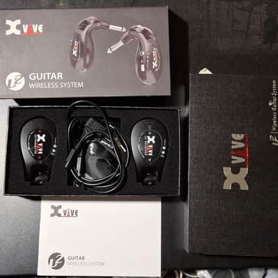Xvive U2 Wireless Guitar System 2010s - Black image 2