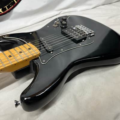 Fender Lead I 1 Doublecut Electric Guitar - Black with Case image 20