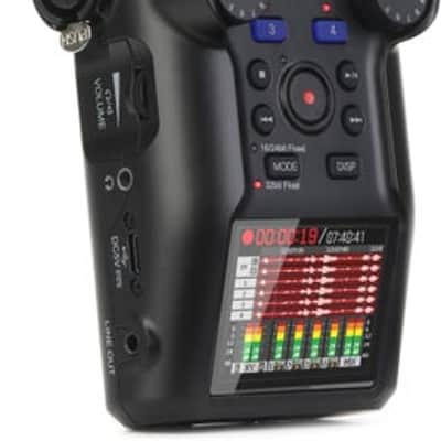 Zoom H6studio Handheld Recorder image 3