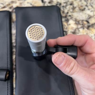 Universal Audio Standard SP-1 Small Diaphragm Cardioid Condenser Microphone (Pair) 2022 - Present - Nickel image 8