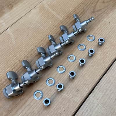 Vintage 1990’s Genuine Fender Stratocaster / Telecaster Locking Tuners Tuning Heads - Satin Chrome image 3
