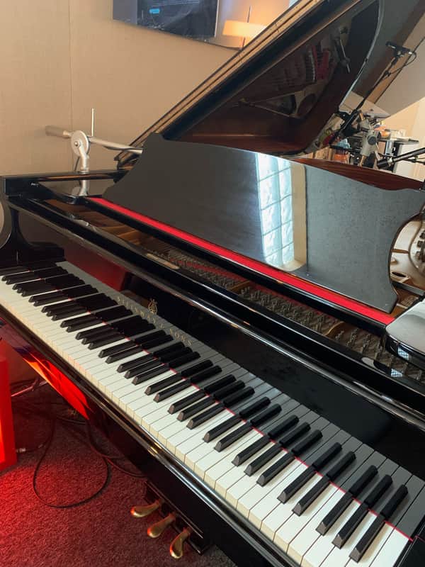 Steinway & Sons B211 1982 Noir image 1