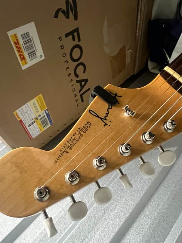 Kanji Kawabata Tomo Fujita Signature Stratocaster 2010 -2023