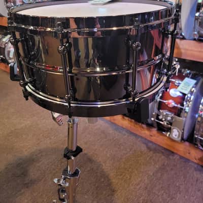 Ludwig Universal Black Brass Snare Drum - 6.5 x 14-inch Snare - Polished Black Chrome image 2