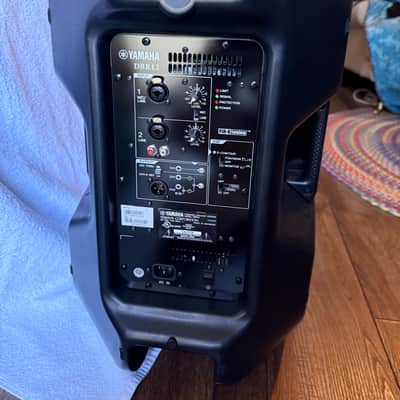 Yamaha DBR12 12" Active Speaker 2014 - Present - Black image 3
