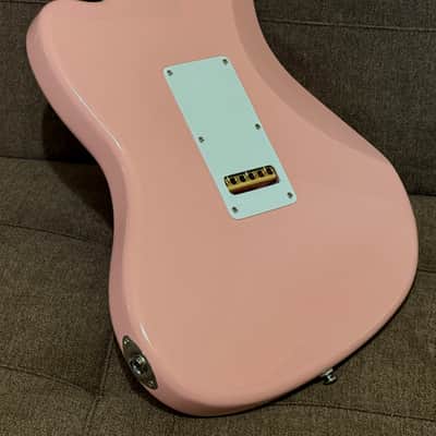 G&L Tribute Series Doheny with Rosewood Fretboard 2025 Model in Shell Pink image 6