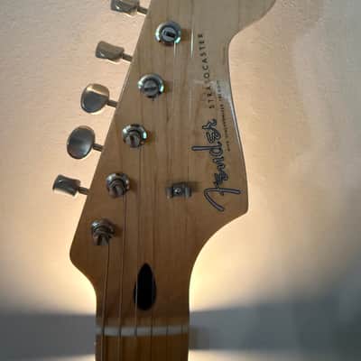 Fender MIJ Hybrid II Stratocaster with Maple Fretboard 2020 - 2021 - US Blonde image 7