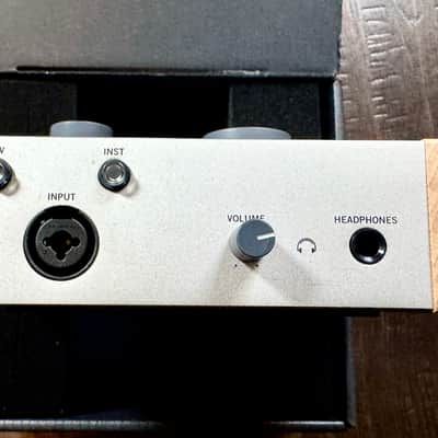 Universal Audio Volt 176 USB-C Audio Interface 2021 - Present - Tan / Gray image 4