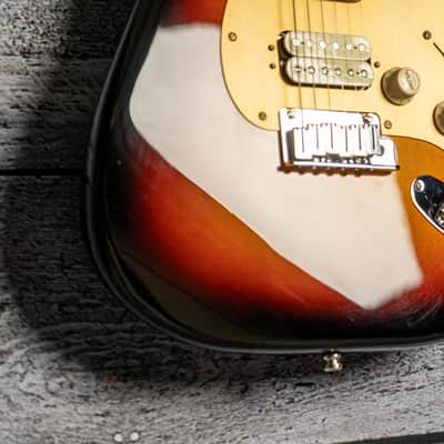 Fender American Ultra II Stratocaster HSS image 8