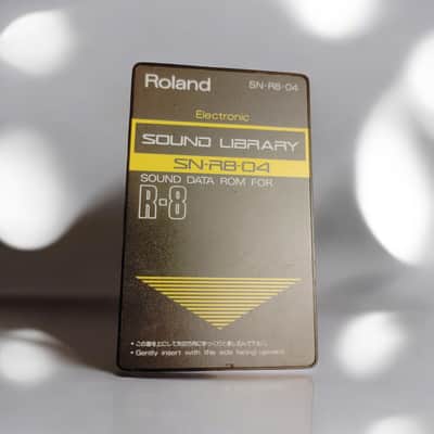 Roland R8 Rhythm Composer (Drum Machine) - One Owner - Studio Only - Free Bonus Electronic (SN-R8-04) Card 1980s - Black image 11
