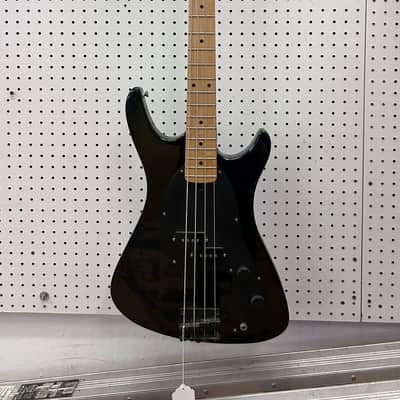 Quest Atak 1B Bass Guitar image 3