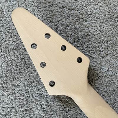Flying V DIY Electric Guitar Kit, Okoume Body, Maple Neck, Rosewood Fingerboard image 7