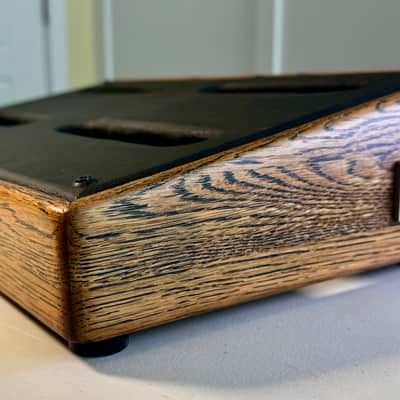 Nell Audio Prewired Hardwood Pedalboard - 9.5 x 16” - 9V Power + In / Out Jacks 2026 - Natural / Black image 3