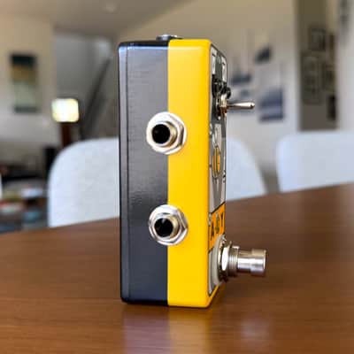 The A-Bee-Y ABY True Bypass AB & Y Switch Utility Pedal image 5