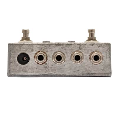 Loop-Master - Loop Switcher - 2-Loop Switch Box with LED - x1123 - USED image 3