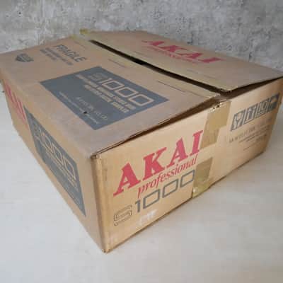 Akai • S1000 MIDI Stereo Digital Sampler (1988) /// SERVICED w/BOX, new PSU, backlight & floppies image 18