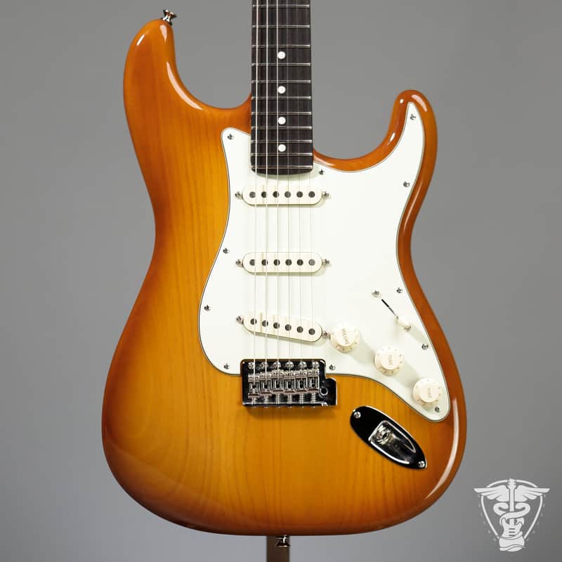 2025 Fender American Performer Stratocaster - 7.48 LBS