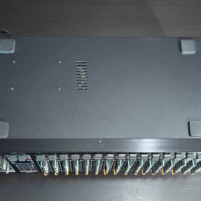 Roland M-160 Rack Mountable sixteen-channel Line Mixer image 18
