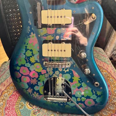 Fender MIJ Traditional 60s Jazzmaster image 2