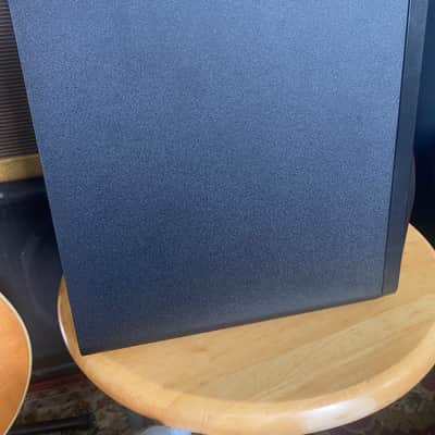 Pair of Mackie MR624 6.5" Active Studio Monitors boxes and packaging image 10