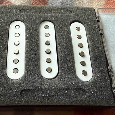 Abigail “Abby” Ybarra Fender LTD ED. CS MASTERWND PU SET image 9