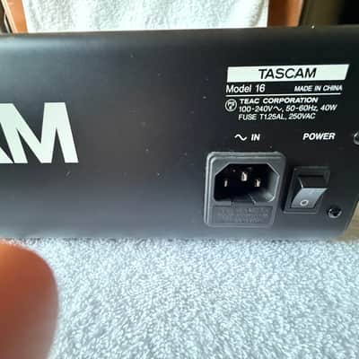 TASCAM Model 16 Multitrack Recorder / Mixer / Audio Interface 2019 - Present - Black with Wood Cheeks image 8