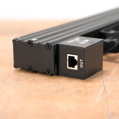 Elation Pixel Bar 12 LED Fixture (12 LEDs) CG01MAZ image 4