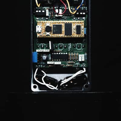 Black Box - Caustic FX image 4