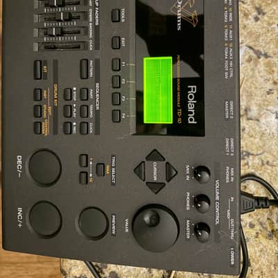 Roland TD-10 Drum Sound Module 1997 - 2000 - Gray