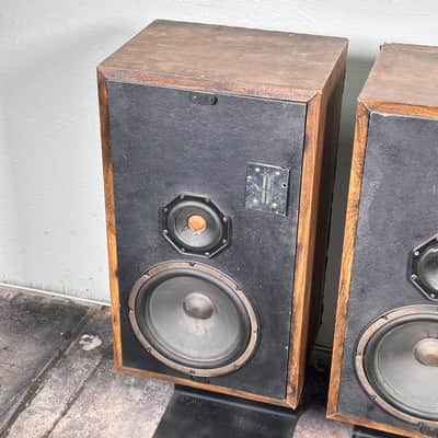 Infinity Qb 3-Way Floor Speaker Set w/ Orginal Stands image 2