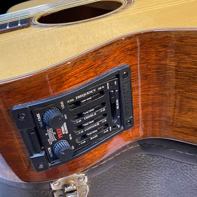 2000 Taylor 555ce - 12-String - Professional Set Up - Original Hardshell Case - 5.5lbs - Authorized Dealer - Amazing Player! image 9
