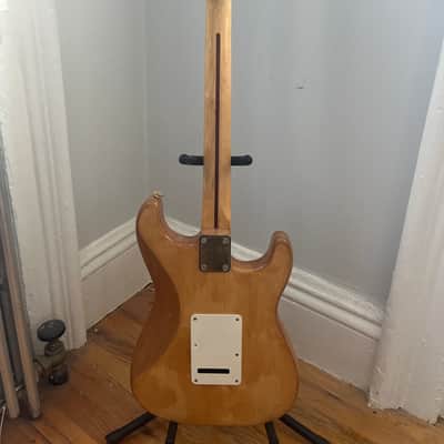 Fender Stratocaster 2004 Natural finish, poly image 2