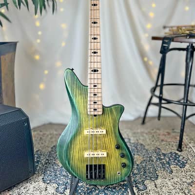 Jacqueline J2-32 32-Inch Medium-Scale Bass in Dragonskin with Fralin Jazz Bass Pickup Set and Leo Quan Badass Hardware image 4