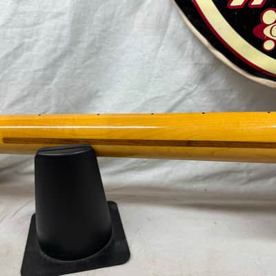 Fender American Vintage ‘72 1972 Telecaster Custom Guitar 2012 - 3-Color Sunburst / Maple neck image 9