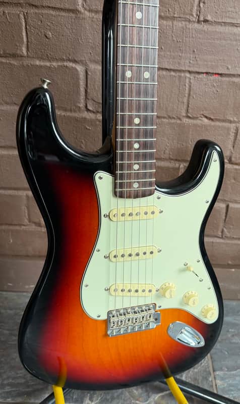 Fender American Original 60’s Stratocaster Electric Guitar 2021 - Sunburst