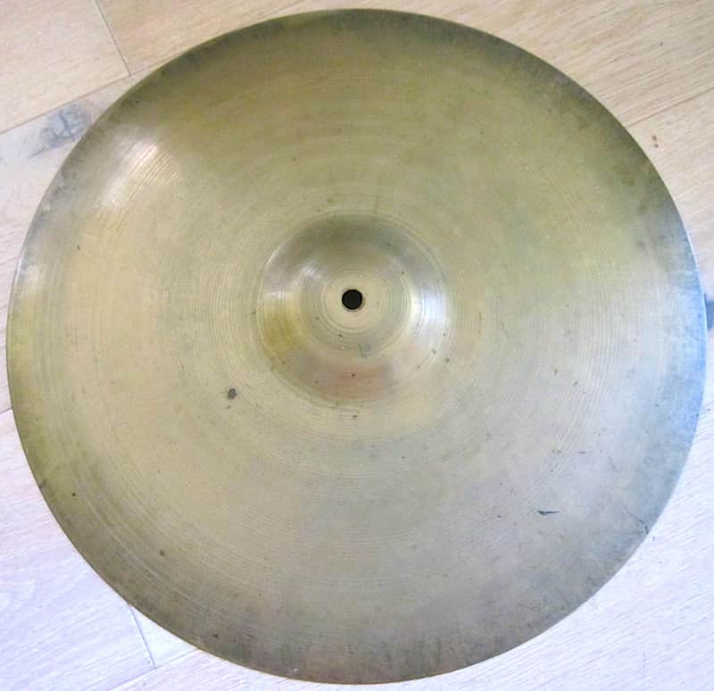 18" Zildjian Avedis Crash Cymbal - Vintage image 1