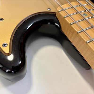 Fender Jazz Bass American Deluxe 2004 Montego Black image 14