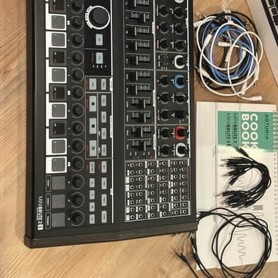 Arturia MiniBrute 2S Desktop Synthesizer 2018 - Present - Black image 2