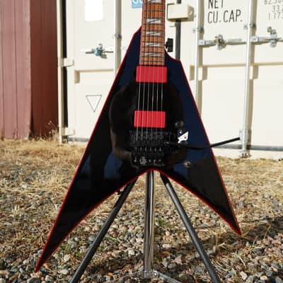 ESP LTD SIGNATURE SERIES Gary Holt GH SV-200 Black 6-String Electric Guitar image 4