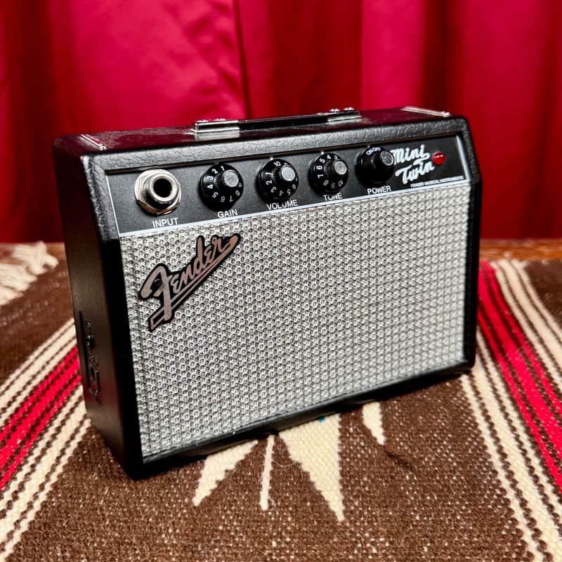 Fender Mini Twin MT-10 Compact Guitar Amplifier image 1