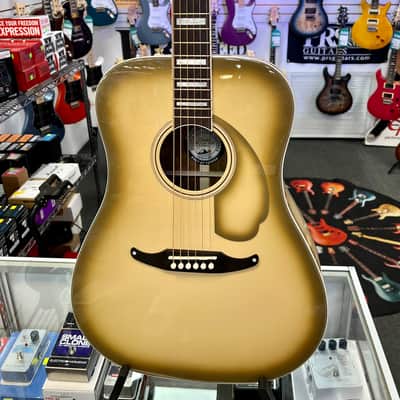 Fender Limited Edition California Vintage King with Case image 2