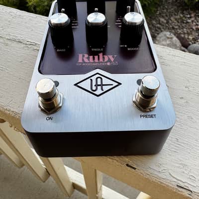 Universal Audio Ruby ’63 Top Boost Amplifier 2022 - Present - Ruby / Silver image 2